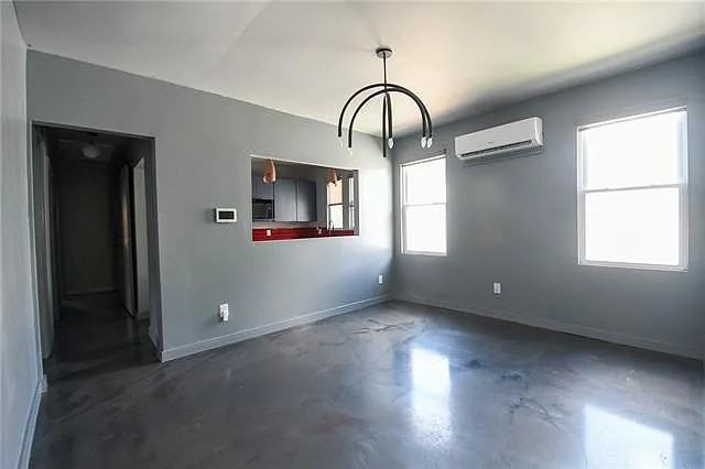 3402 Octavia Street - Photo 3 of 10