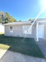 featured image of 445 Josephine Dr