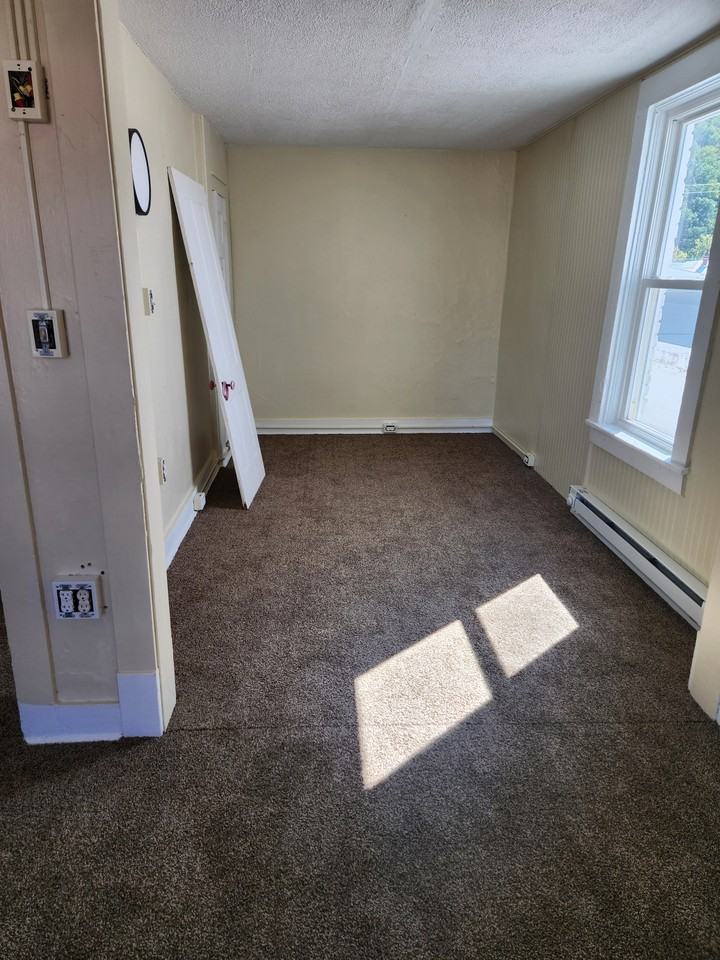 104 North Main Street, Keyser WV 26726 - Photo 7 of 10