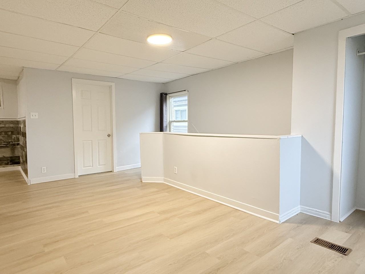 1011 Albert Rd - Photo 6 of 12