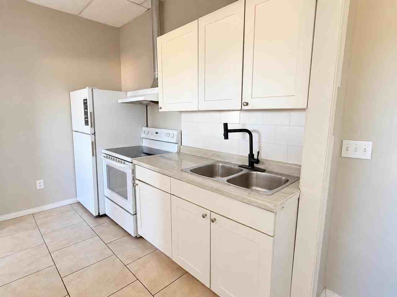 871 Janette Avenue - Photo 4 of 14