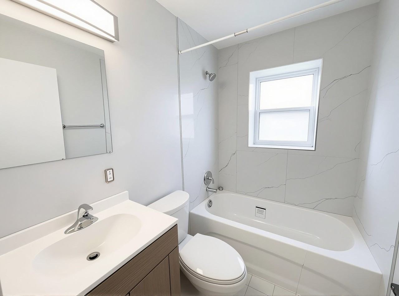 301 Indian Road South - Photo 3 of 8