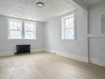 524 Pitt St W - Photo 1 of 1