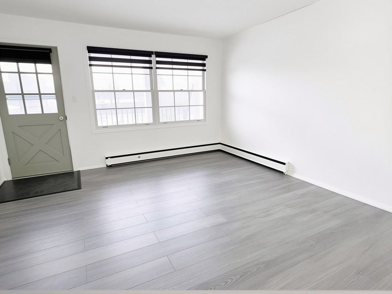 700 Indian Road North - Photo 2 of 22