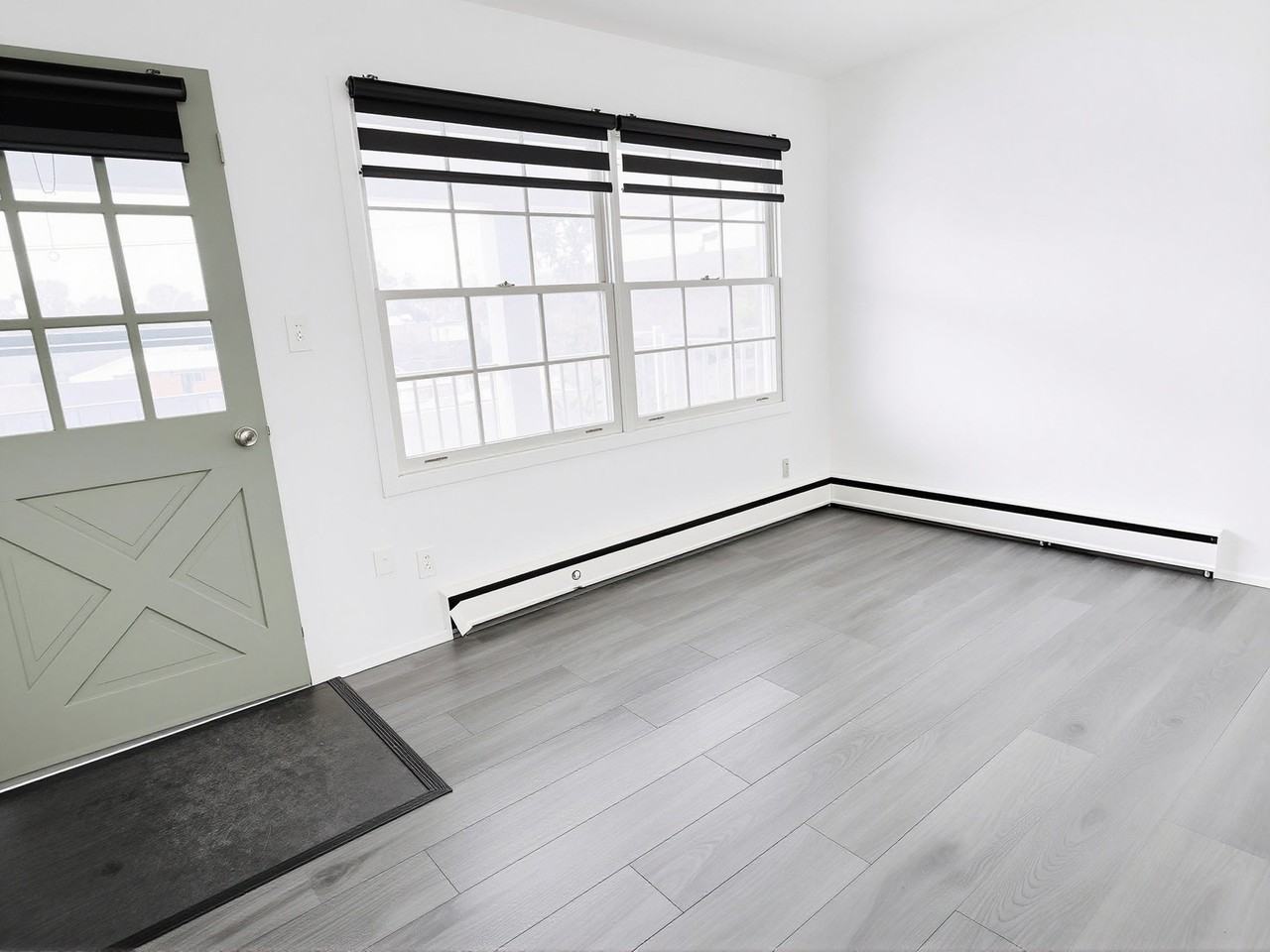 700 Indian Road North - Photo 3 of 22