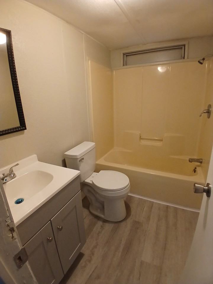 406 Senate St Trlr A #1 - Photo 7 of 10