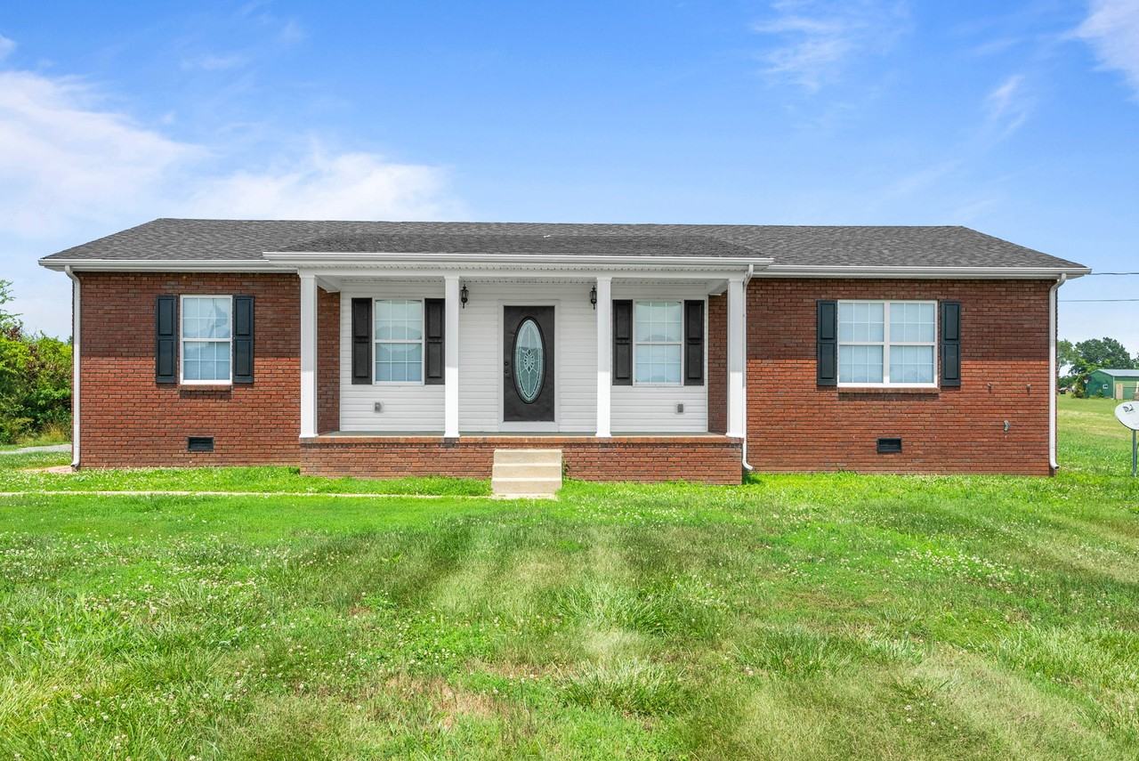 3816 N Pinson Rd #1