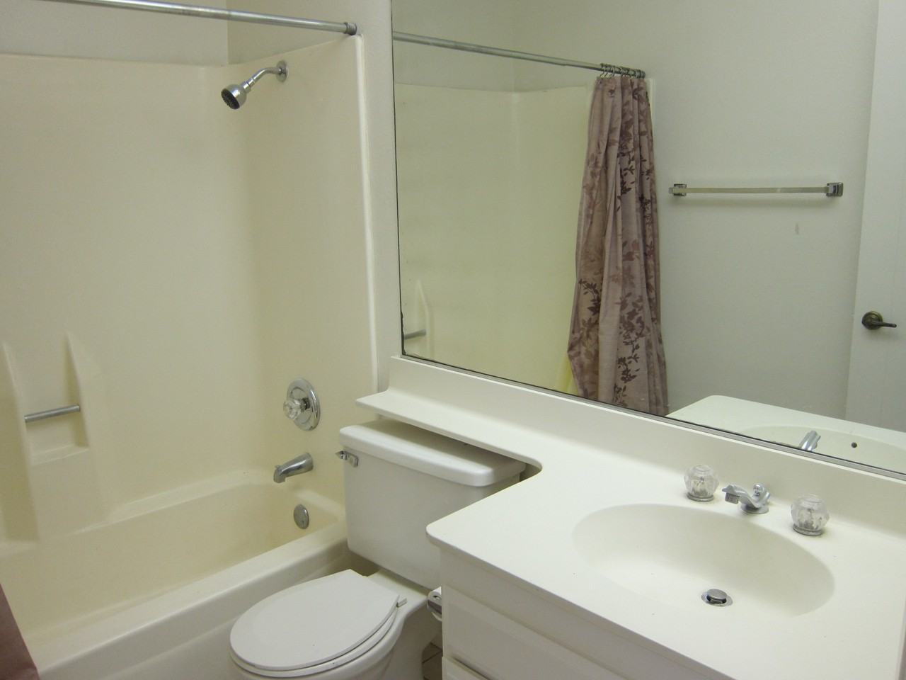 47892 Oasis Ct #1 - Photo 3 of 8