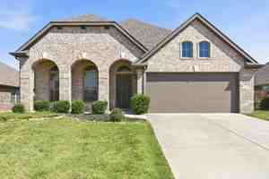 featured image of 5205 Ambergate Ln