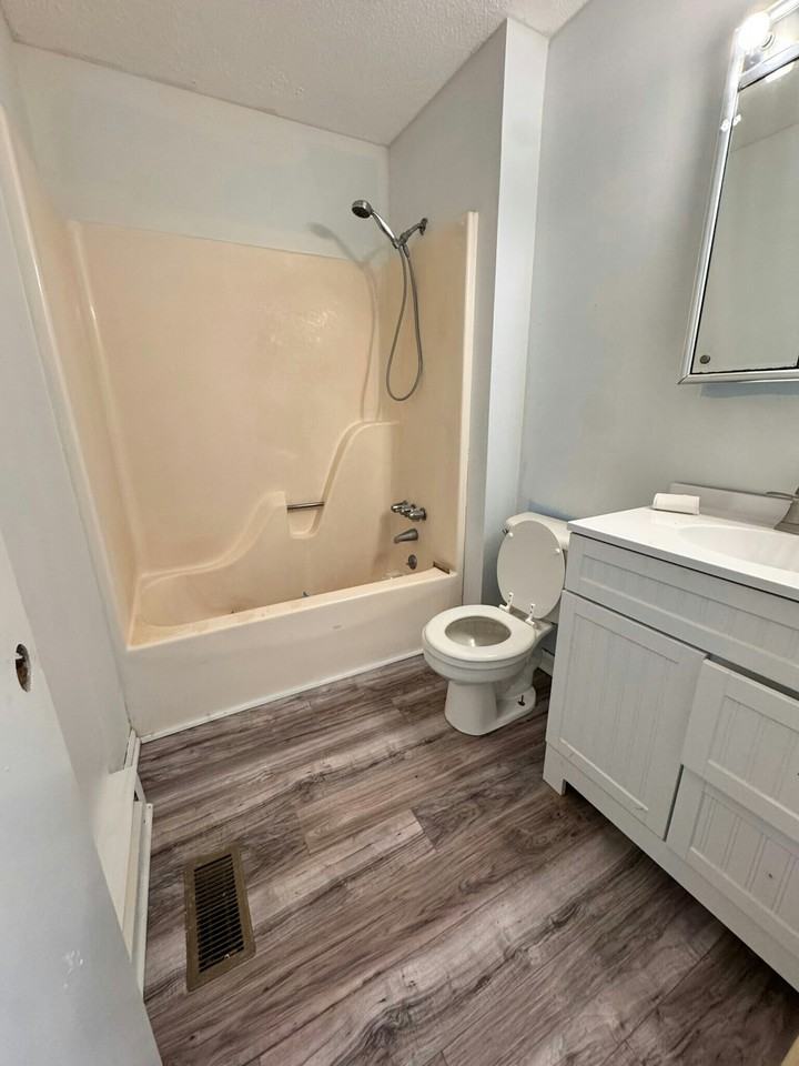 495 Worley Road - Photo 5 of 12