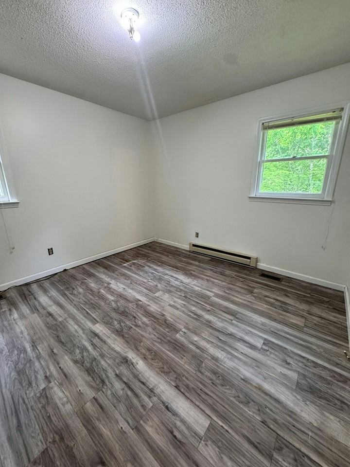 495 Worley Road - Photo 7 of 12