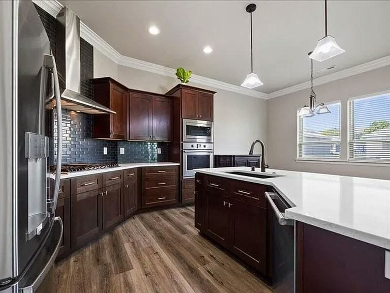 1615 Palermo Avenue - Photo 3 of 13