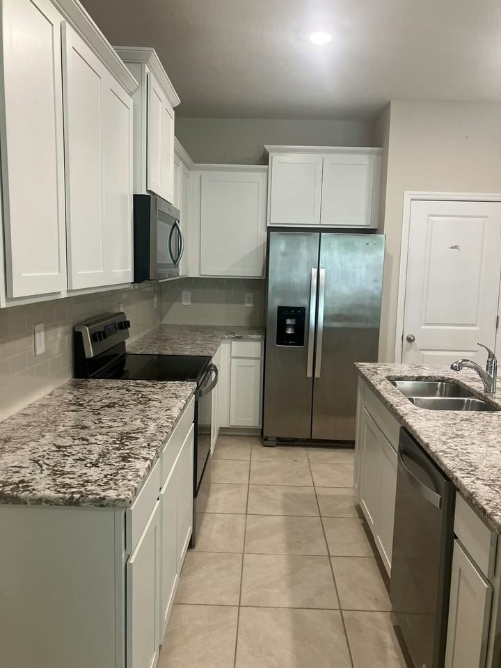 6548 Calypso Coral Ln - Photo 4 of 22