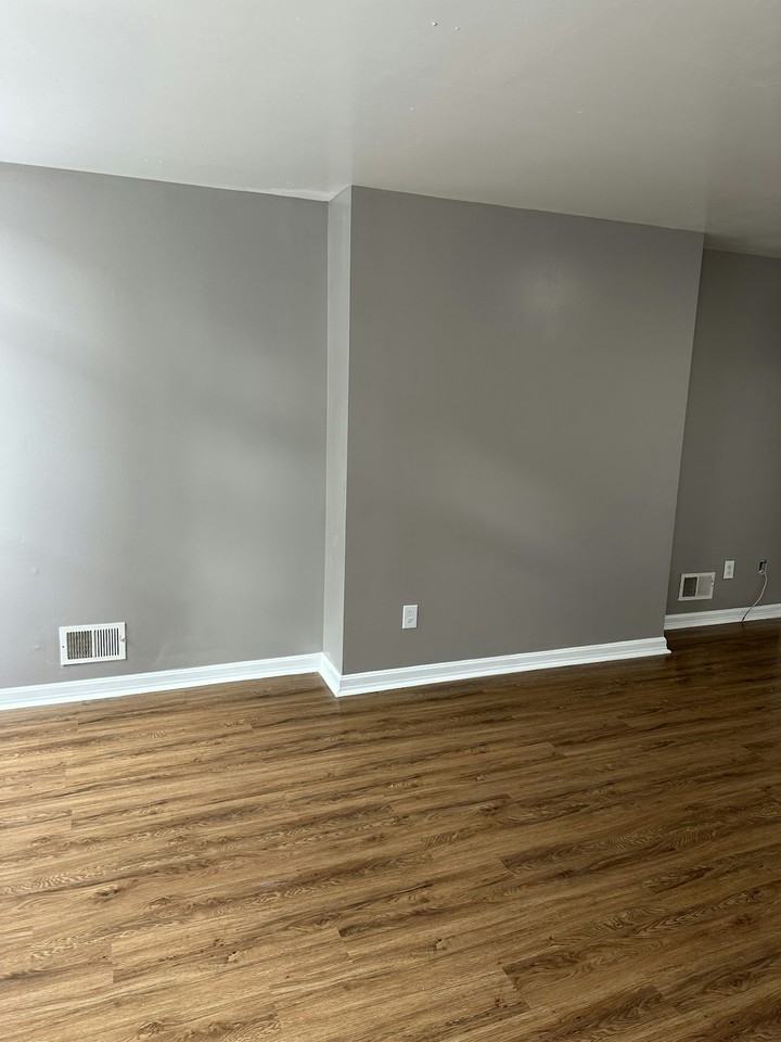917 North Arlington Avenue, Unit 1 - Photo 2 of 12