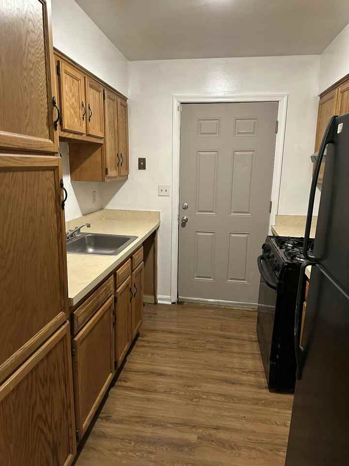 917 North Arlington Avenue, Unit 1 - Photo 6 of 12