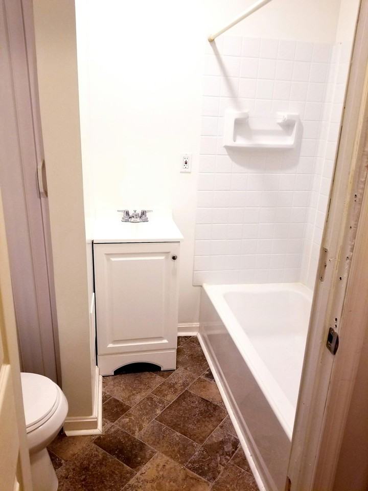 917 North Arlington Avenue, Unit 1 - Photo 7 of 12