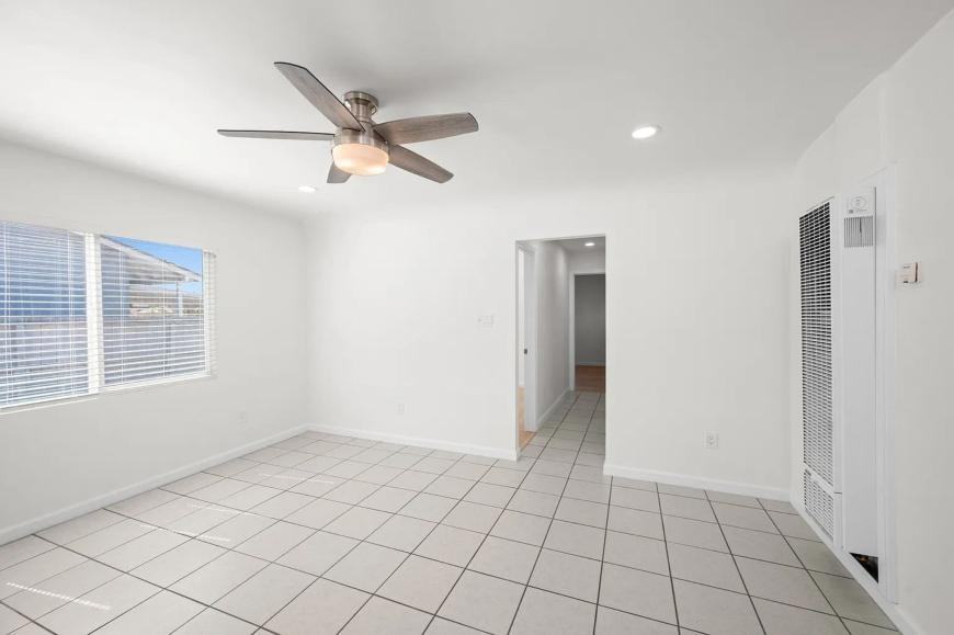 684 5th Ave - Photo 4 of 10