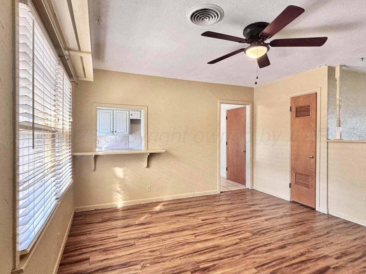 2913 Comanche St - Photo 6 of 23