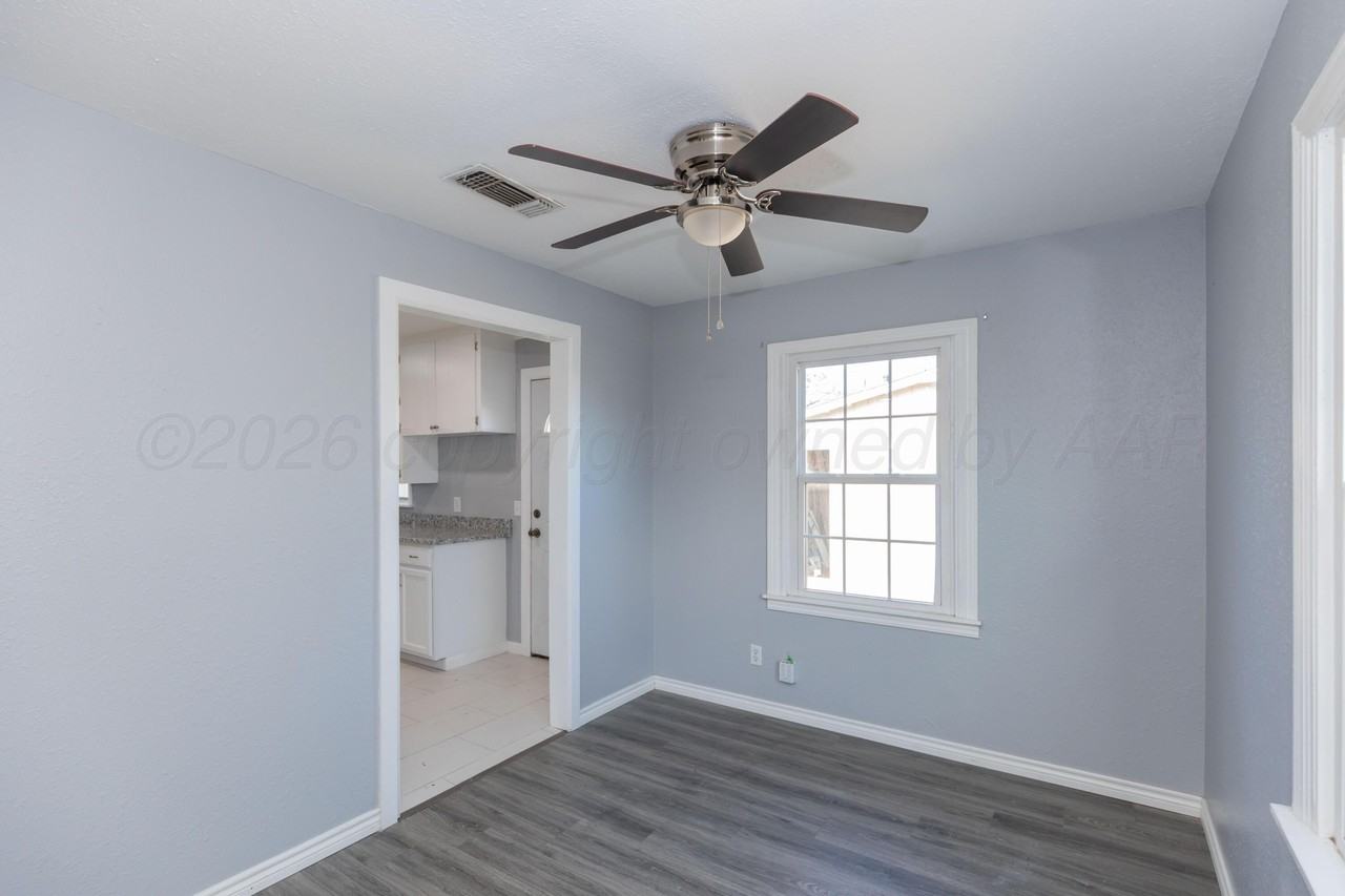 4000 S Lipscomb St - Photo 6 of 25