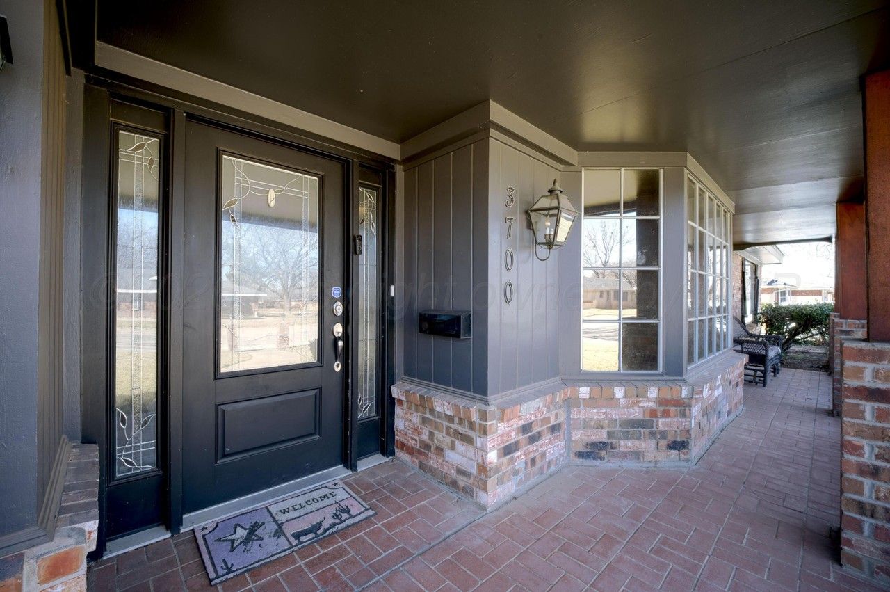 3700 Huntington Dr - Photo 4 of 45