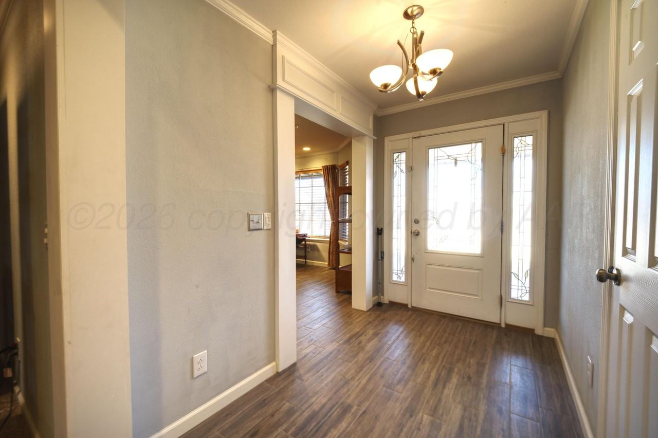 3700 Huntington Dr - Photo 5 of 45