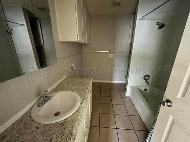 4123 S Washington St - Photo 5 of 7