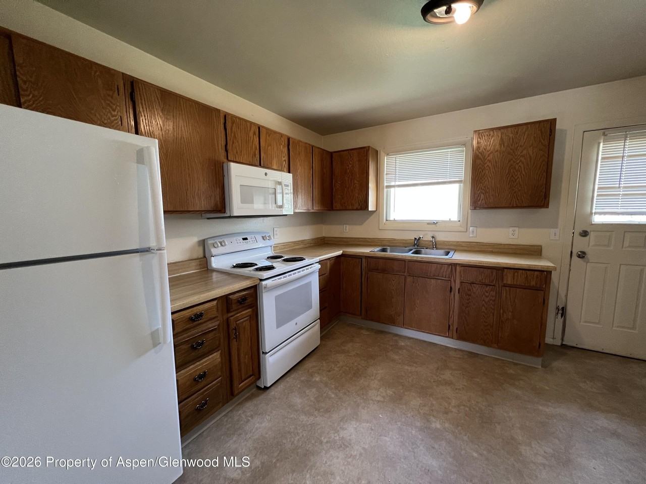 1883 Frontier Dr #A - Photo 7 of 9