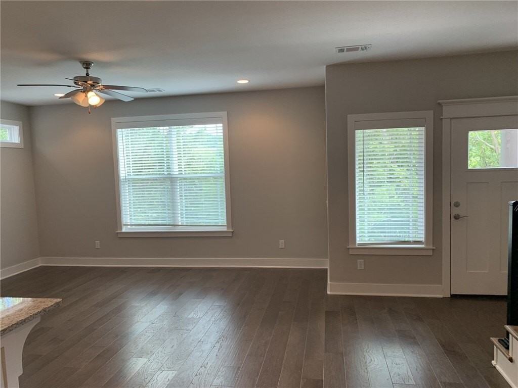 2383 E Amherst Aly - Photo 6 of 22
