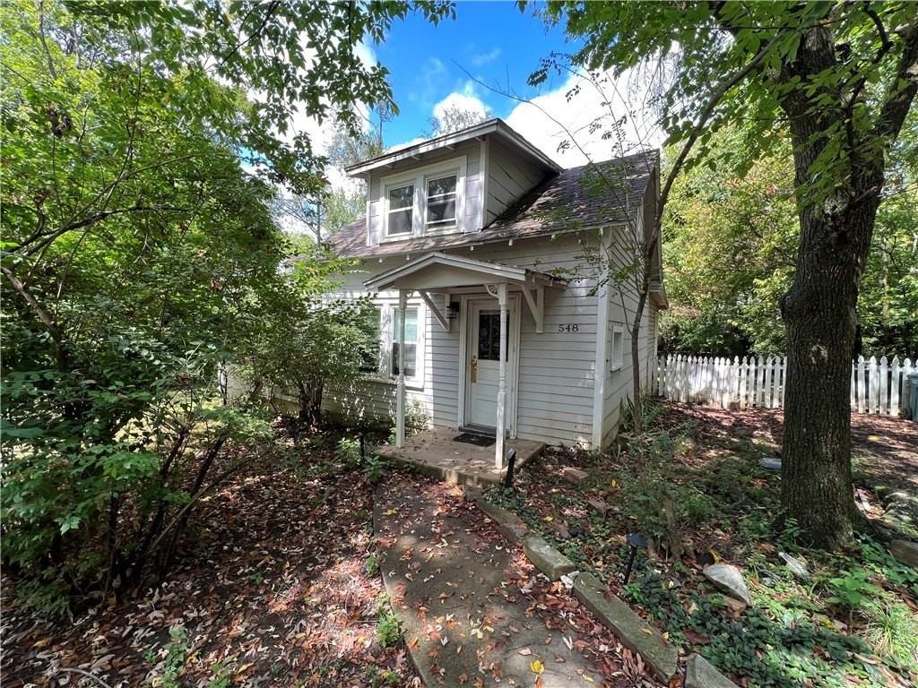 548 E Rebecca St - Photo 3 of 28