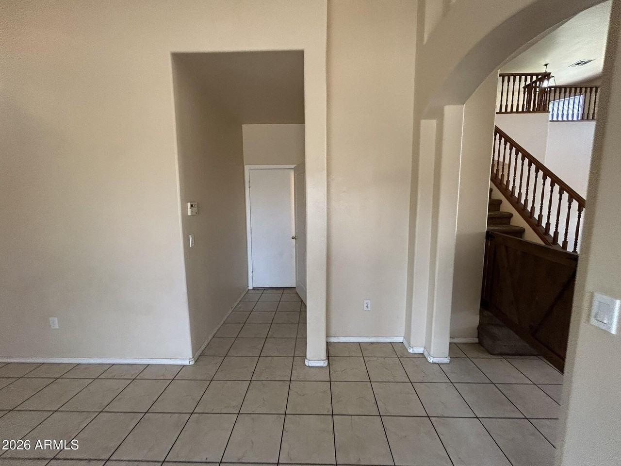 1240 E Baylor Ct - Photo 6 of 31
