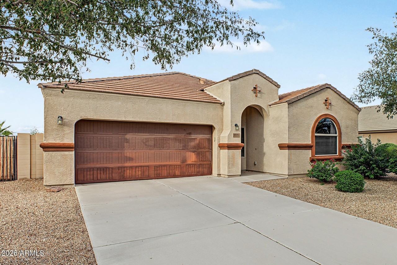 5596 E Helios Dr - Photo 4 of 37