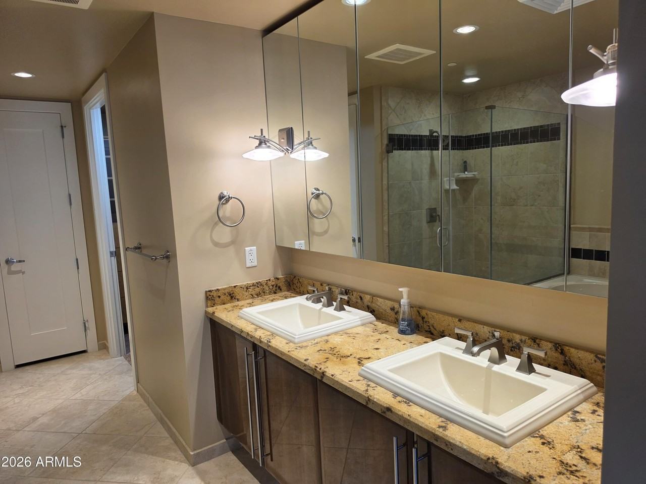 140 E Rio Salado Pkwy #301 - Photo 6 of 18
