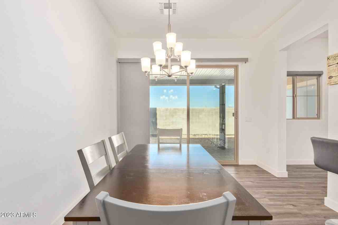 1500 E Wahalla Ln #W11 - Photo 7 of 38