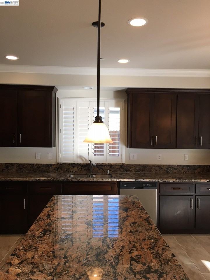 3513 Trentino St - Photo 6 of 25
