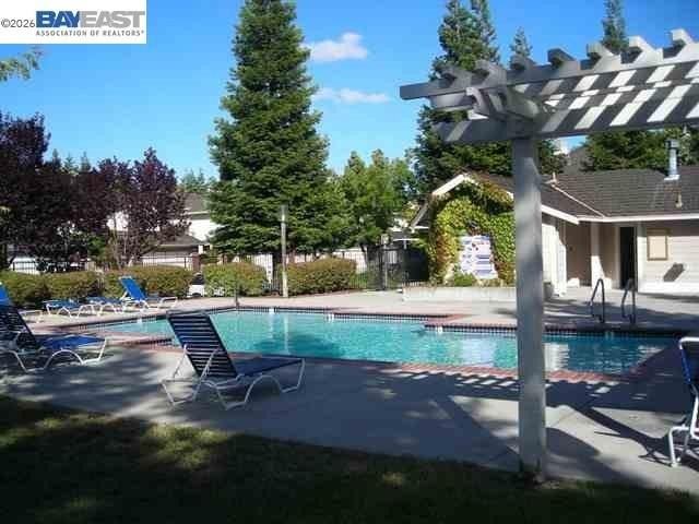 333 Winterwind Cir - Photo 3 of 35