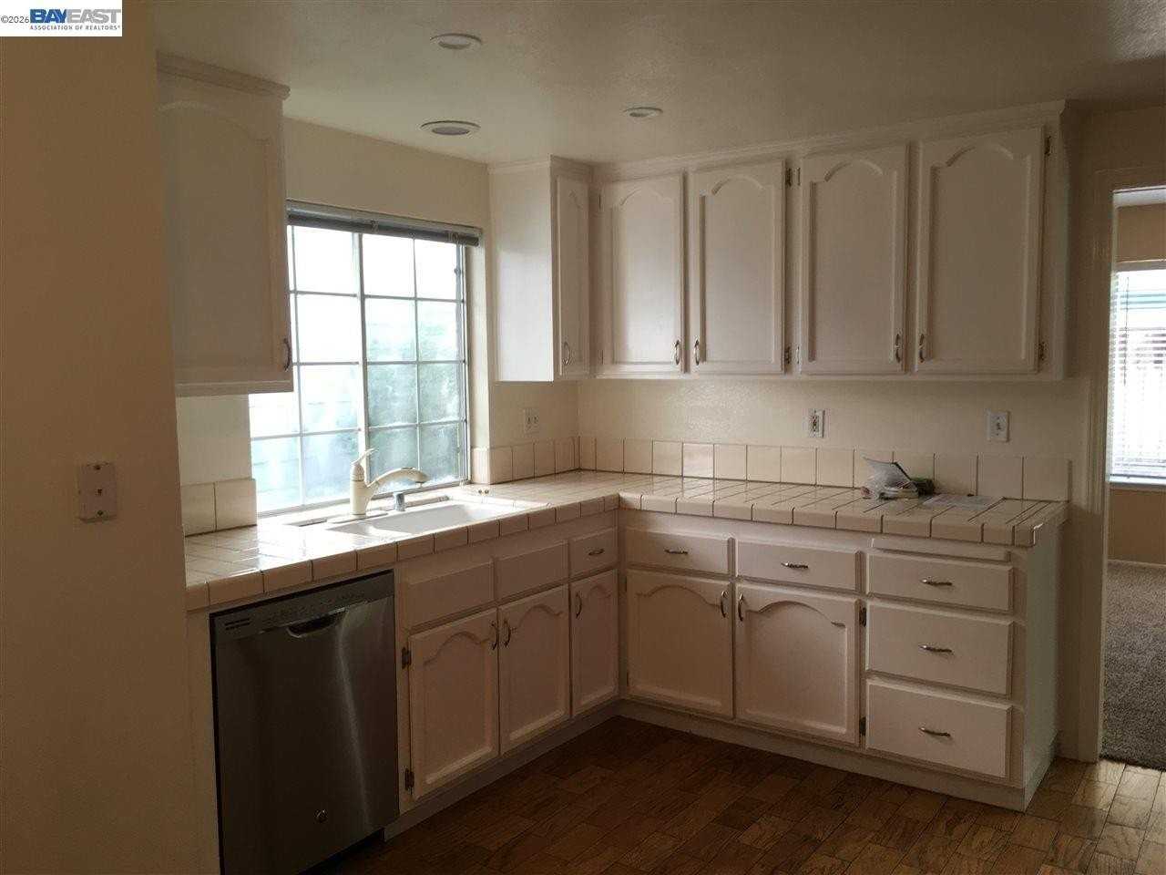 333 Winterwind Cir - Photo 6 of 35