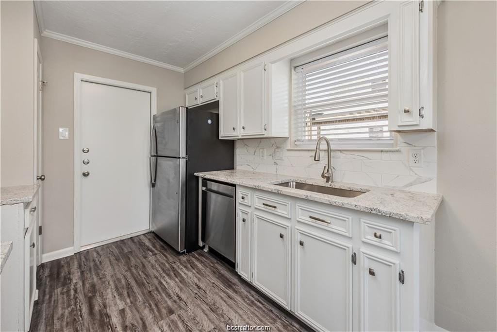 3900 Sioux Cir - Photo 6 of 15