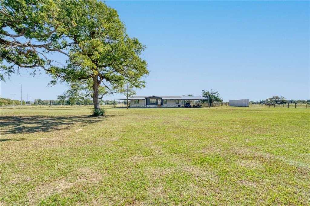 24644 Old Highway 6 - Photo 5 of 50
