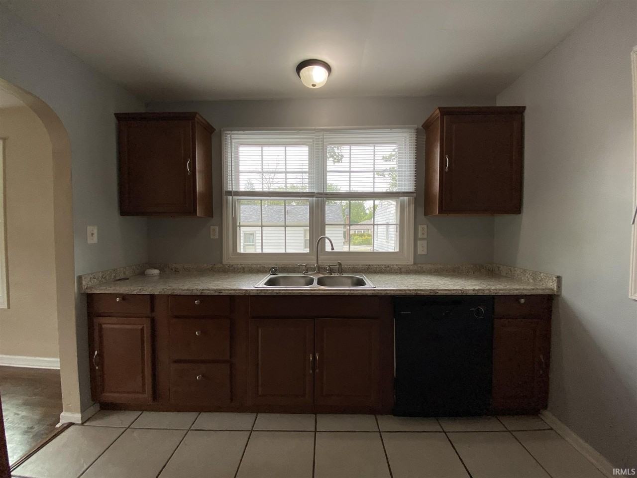 612 S Henderson St - Photo 6 of 15