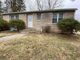 913 S Lincoln St - Photo 1 of 1
