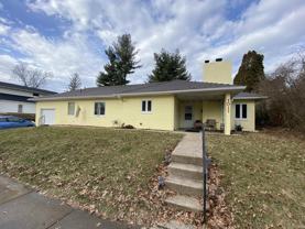 1011 E Wylie St - Photo 1 of 1