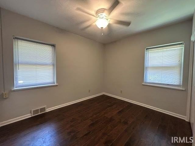 1011 E Wylie St - Photo 7 of 26