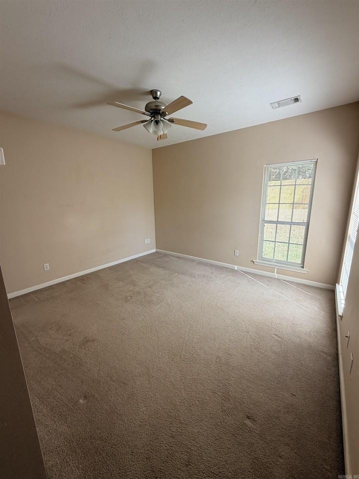 2714 Gage Dr - Photo 6 of 10