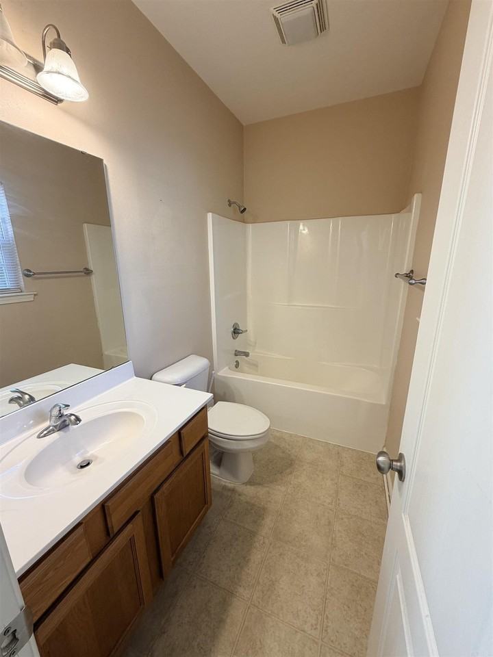 2714 Gage Dr - Photo 7 of 10