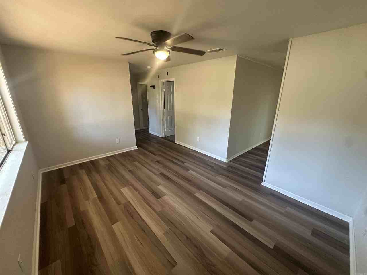 9808 Wilderness Rd - Photo 2 of 19
