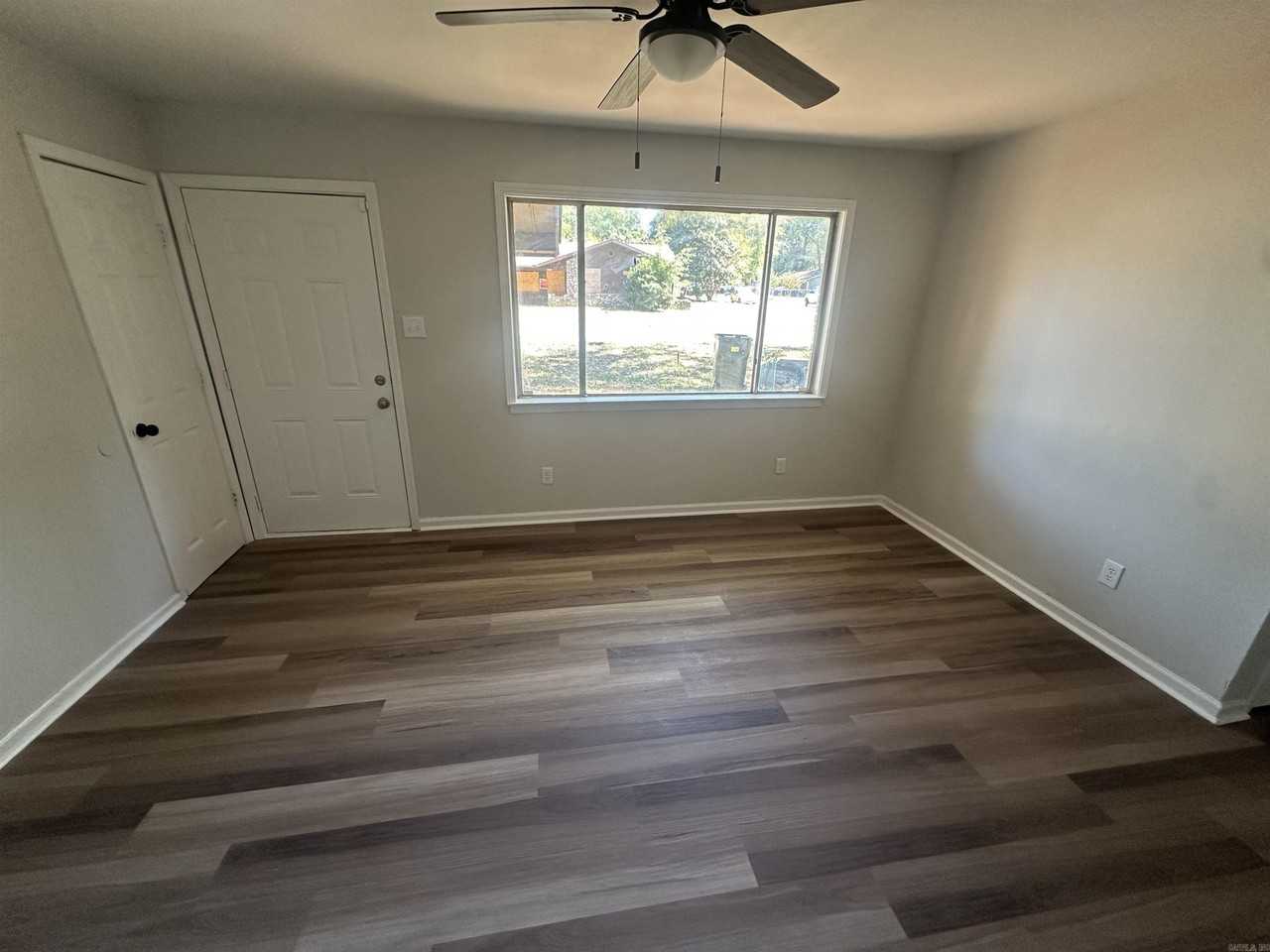 9808 Wilderness Rd - Photo 3 of 19