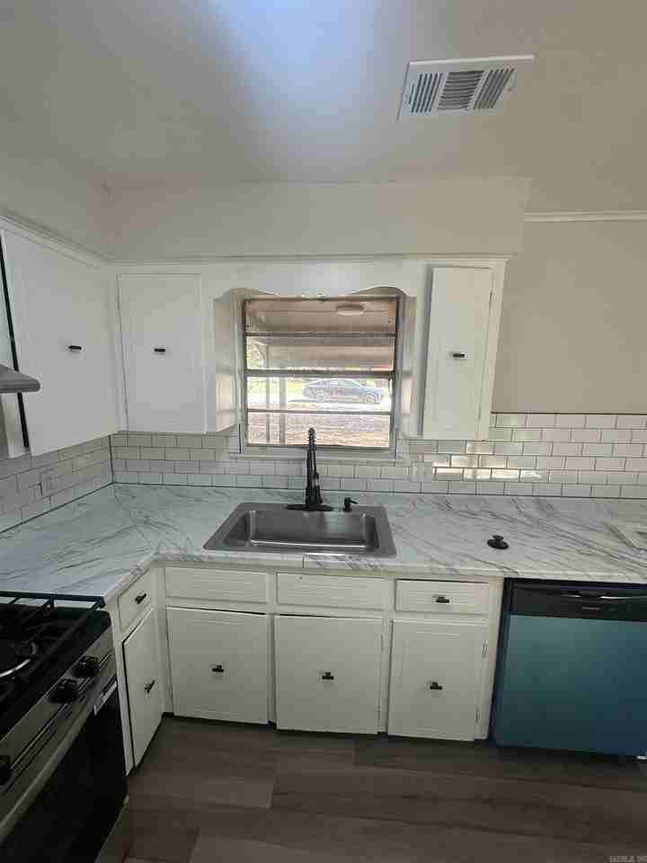 9808 Wilderness Rd - Photo 6 of 19