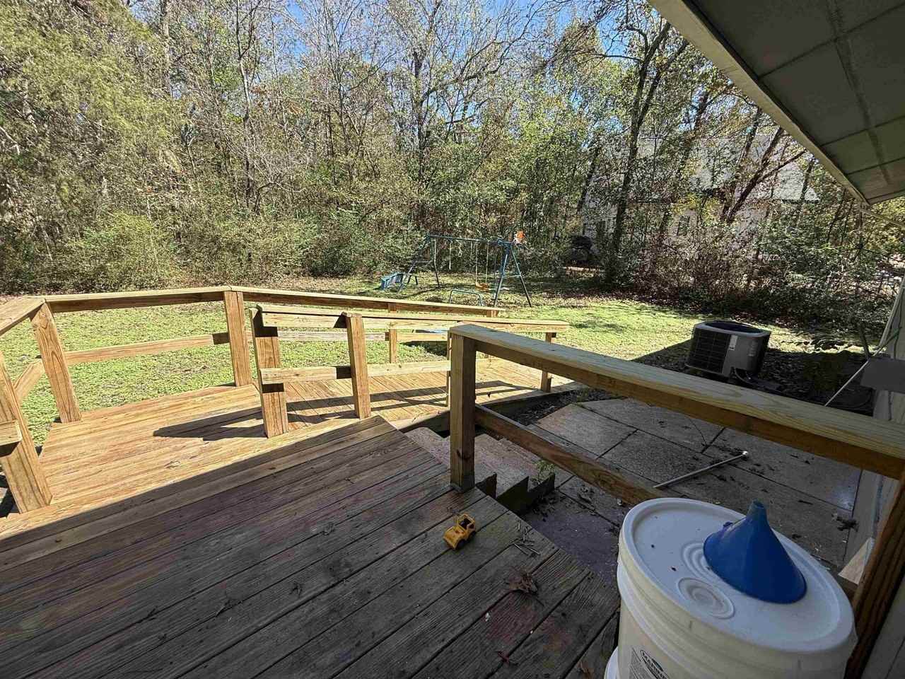 185 E Lakeshore Dr - Photo 3 of 7