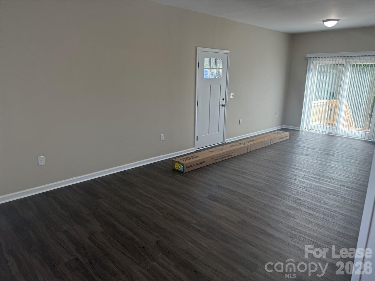 218 Prosperity Pl - Photo 3 of 9