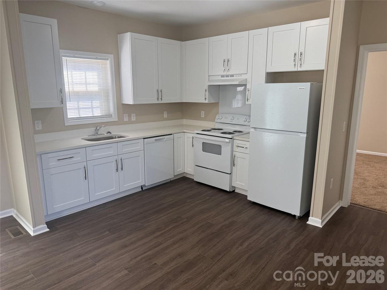 218 Prosperity Pl - Photo 4 of 9